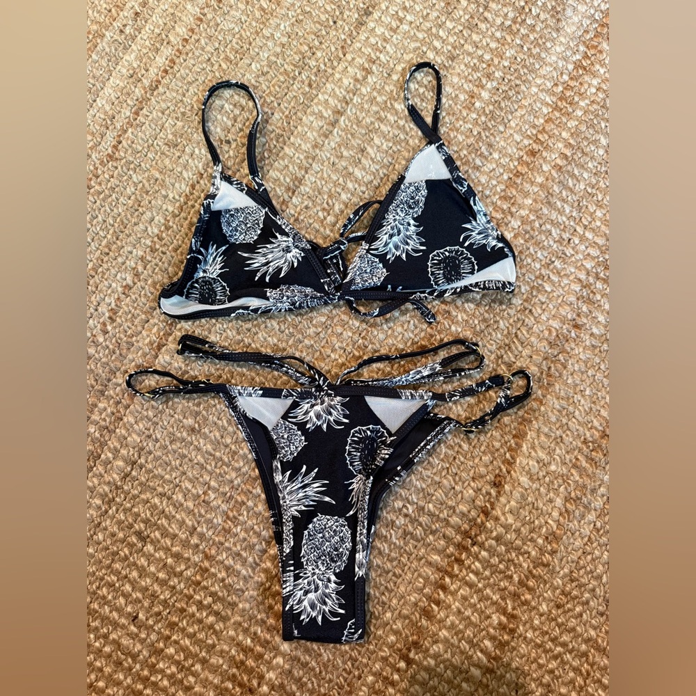 Black and White Floral Bikini Set